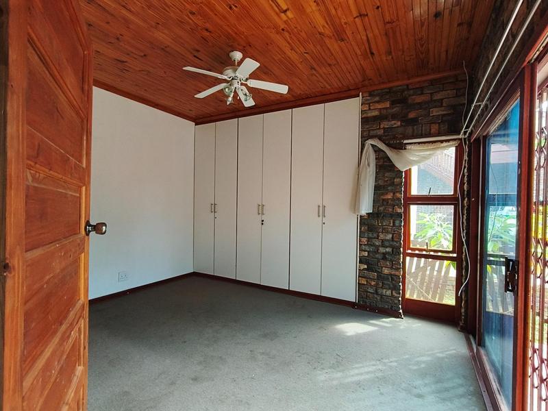 5 Bedroom Property for Sale in Oatlands North Eastern Cape